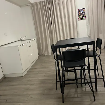 Nsr Next Stop Apartament *